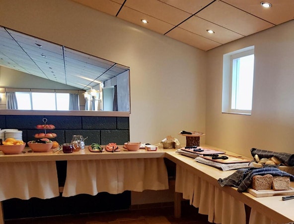A breakfast buffet is available for the guests of Hotel Natur.