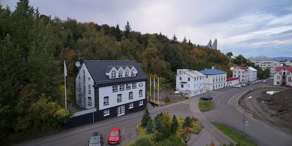 Hotel Akureyri Skjaldborg's location in a big town makes it a convenient place to stay.