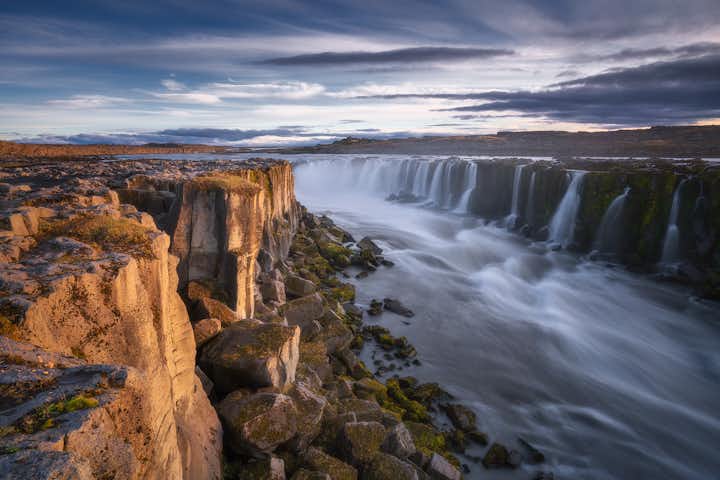 20 อันดับน้ำตกที่สวยที่สุดในไอซ์แลนด์