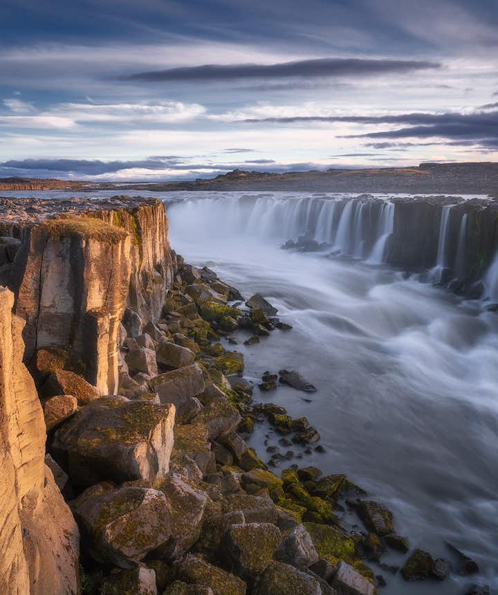 20 อันดับน้ำตกที่สวยที่สุดในไอซ์แลนด์