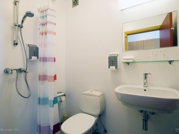 The Northern Comfort Inn's twin rooms has private bathroom for convenience.
