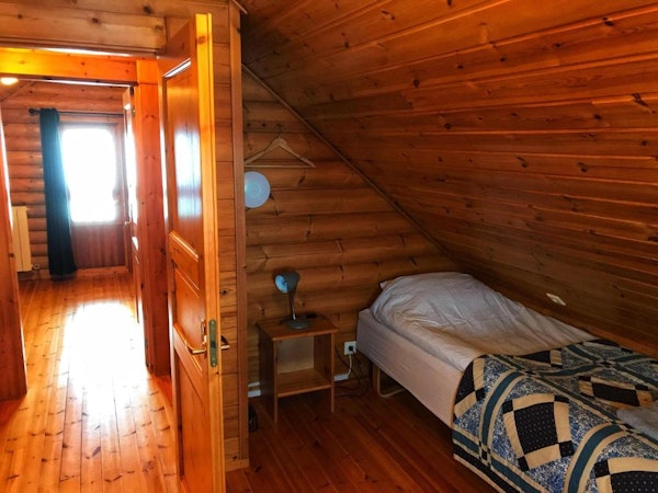 Brimnes Cabins' large cottage has single beds in its two bedrooms.