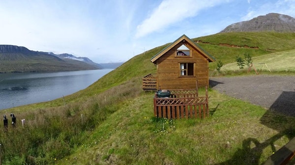 Solbrekka Holiday Homes is near the Mjoifjordur fjord.