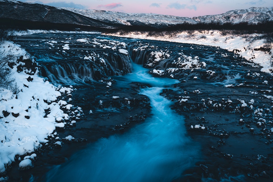 아이슬란드 남부 브루아르포스 폭포의 겨울철 전경