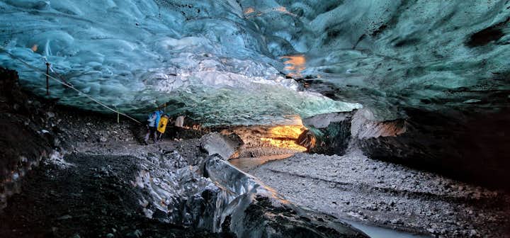 얼음동굴 탐험 - 요쿨살론 출발 유럽에서 가장 거대한 바트나요쿨 빙하 | Guide To Iceland
