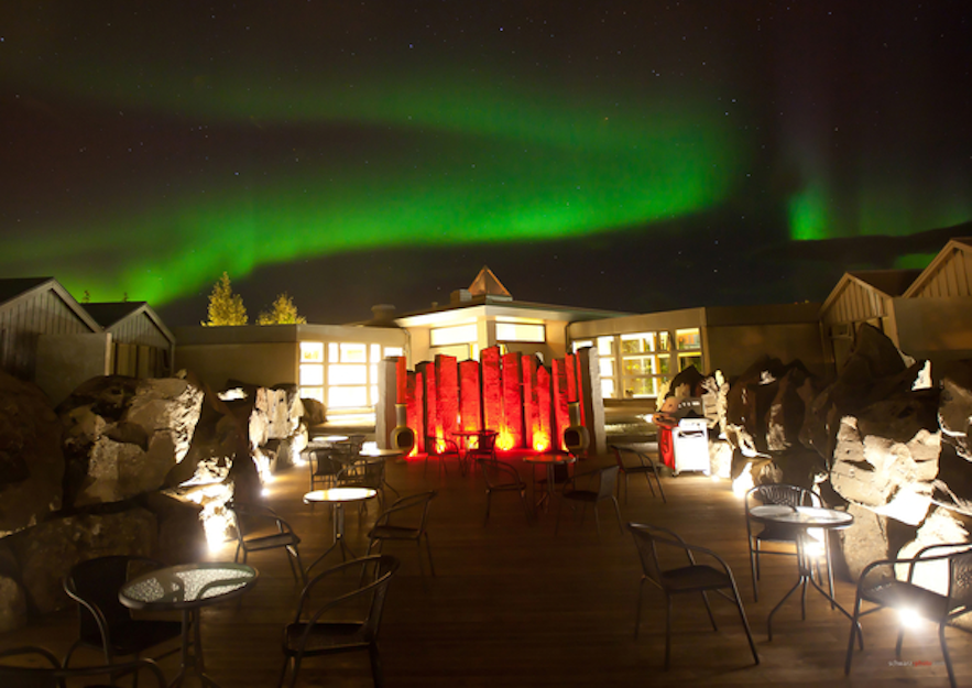 弗吕迪尔冰岛航空酒店（Icelandair Hotel Fludir）上空的北极光