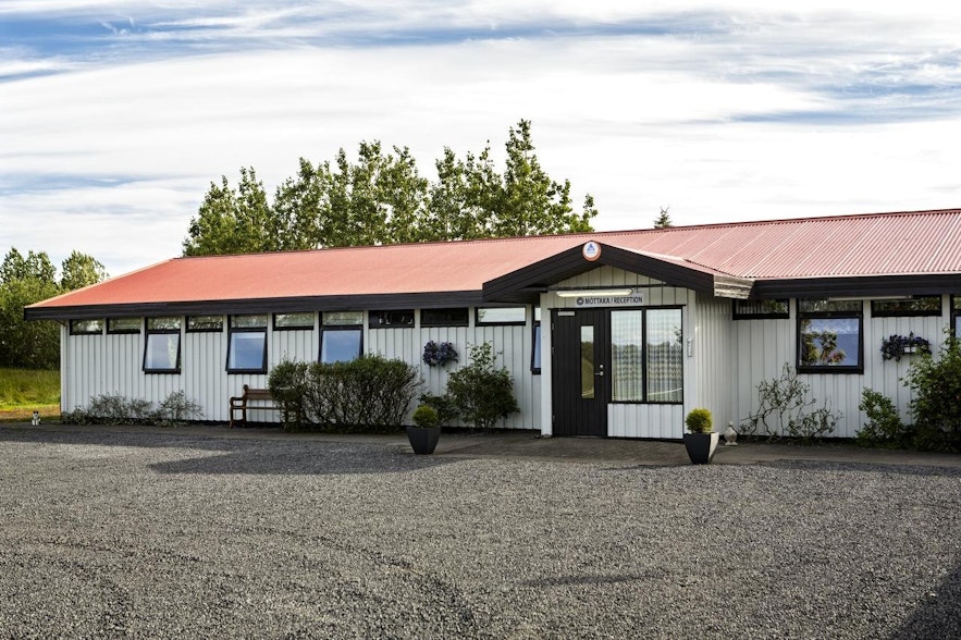 South Central Guesthouse is a simple accommodation surrounded by the nature of Iceland. 