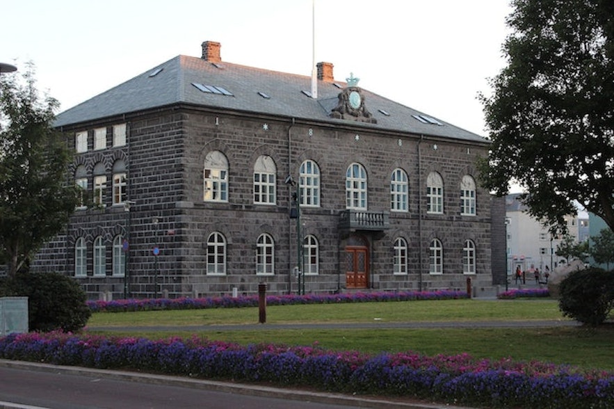 Parlamentbygningen i Reykjavik