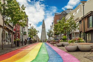 Wander along the vibrant Rainbow Street, where charming murals and eclectic architecture lead you to the breathtaking Hallgrimskirkja, a cultural gem waiting to be explored.
