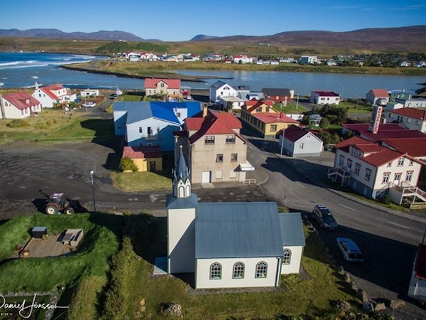 The charming church and buildings in Blonduos, the North Iceland town where Hotel Blonduos is located.