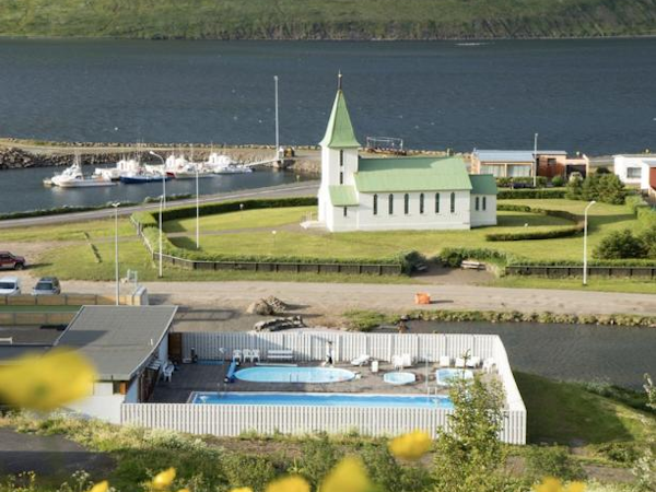 The Sudureyri swimming pool has a heated pool, hot tubs, and a plunge pool in an idyllic Westfjords location.