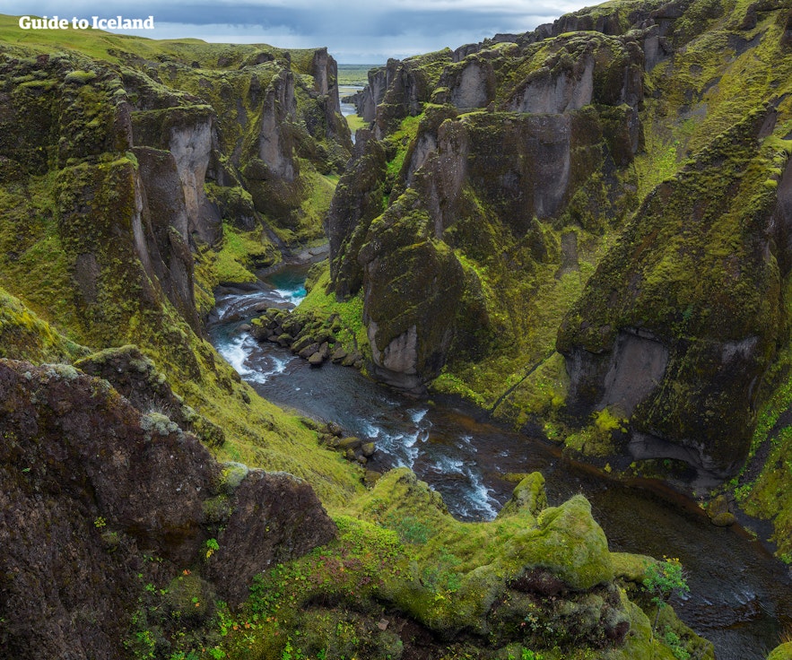 아름다운 계곡이 많은 아이슬란드