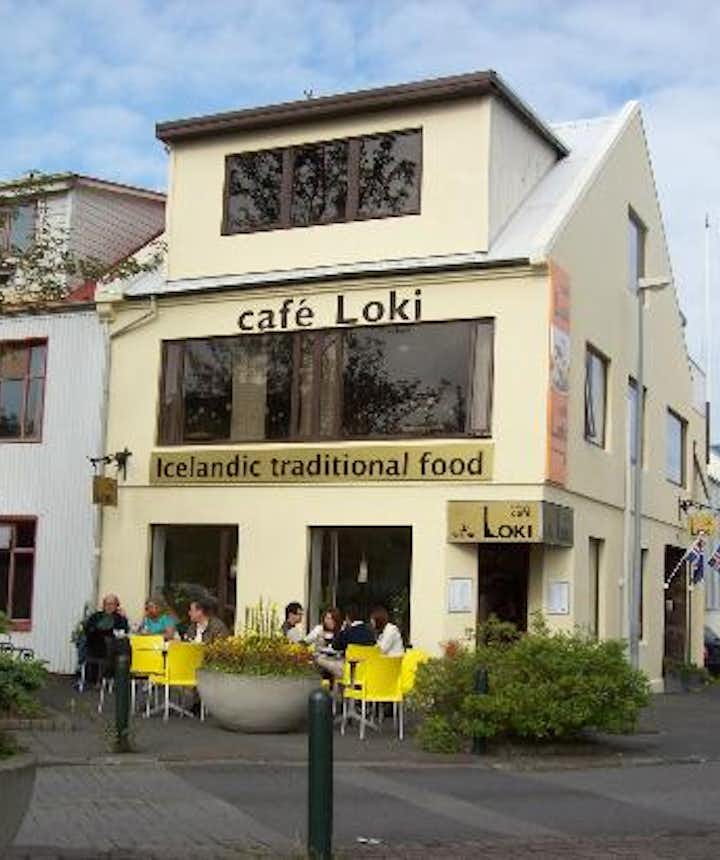 My date at Café Loki